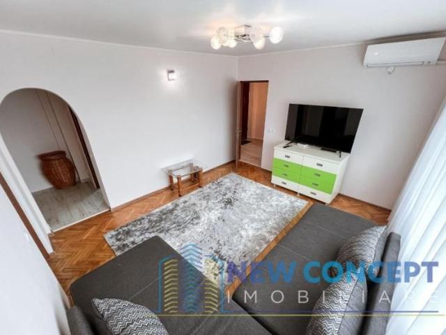 Apartament de inchiriat cu 2 camere Centru Sala Polivalenta