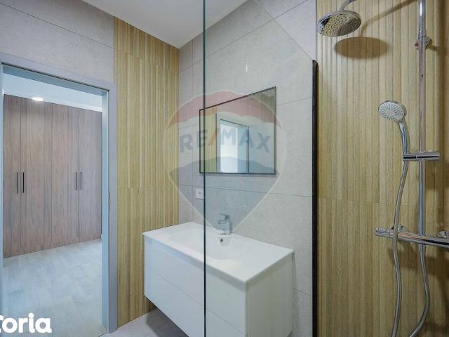 Apartament de închiriat cu 2 camere și parcare, ultracentral, Oradea