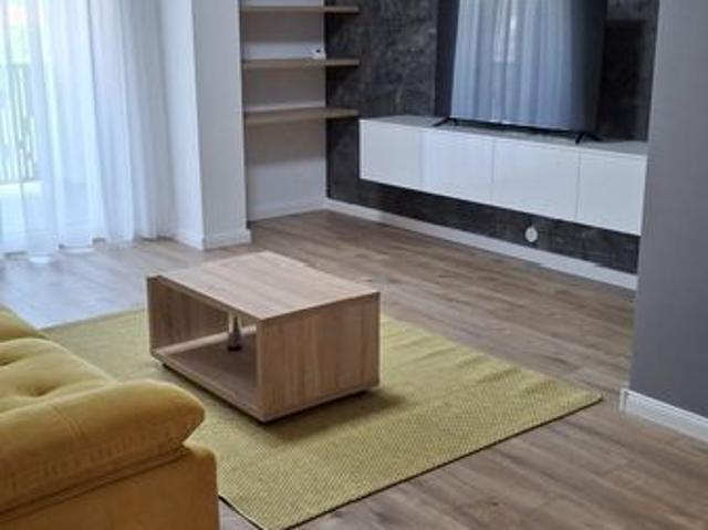 Apartament de inchiriat cu 2 camere, nou, mobilat, zona Tudor