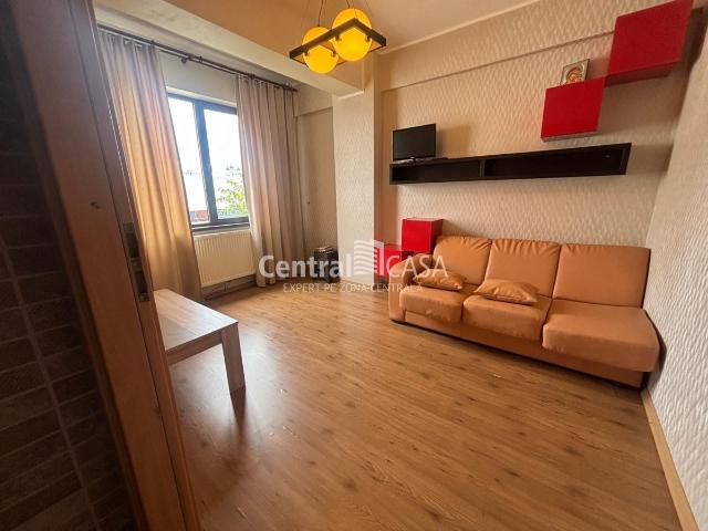 Apartament de închiriat cu 2 camere, Podul de Piatra