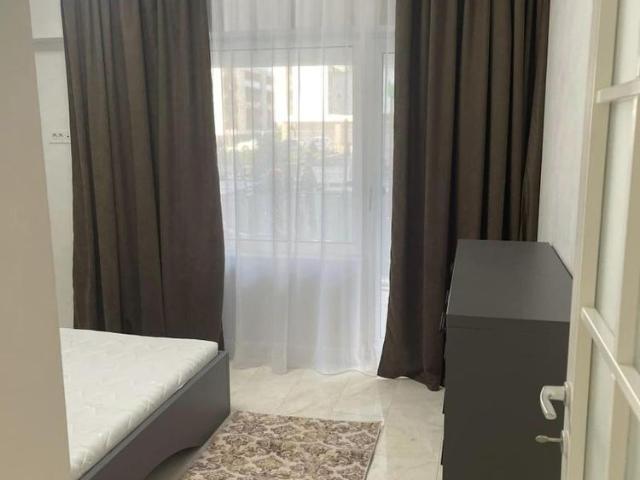 Apartament de inchiriat cu 2 camere Royal Town
