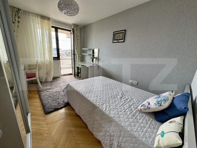 Apartament de inchiriat, cu 3 camere, 70 mp, zona ultracentr