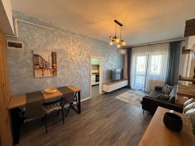 Apartament de inchiriat cu 3 camere Zona Nicolina Iasi