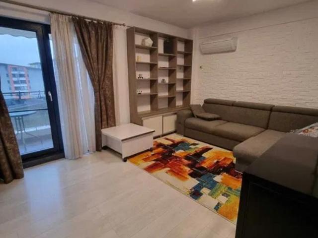 Apartament de inchiriat cu 3 camere Zona Pacurari