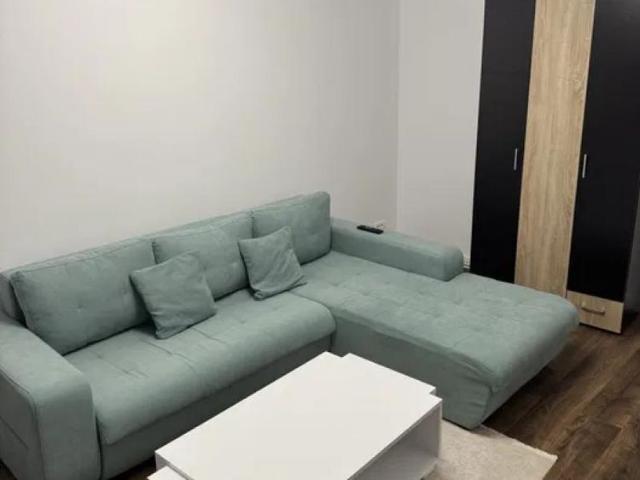 Apartament de inchiriat cu 3 camere Zona Tatarasi