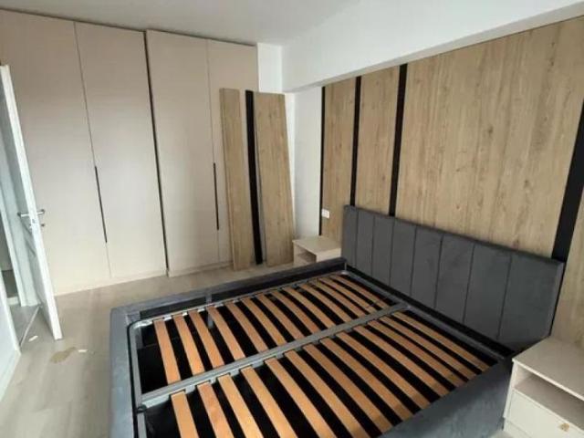 Apartament de inchiriat cu 3 camere Zona Tatarasi
