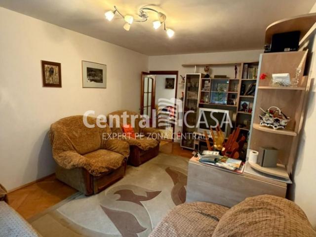 Apartament de închiriat cu 3 camere, Copou