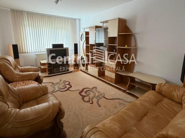 Apartament de închiriat cu 3 camere, Copou