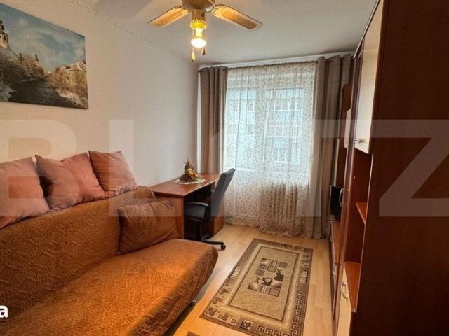 APARTAMENT DE INCHIRIAT CU 3 CAMERE IN ZONA INDEPENDENTEI
