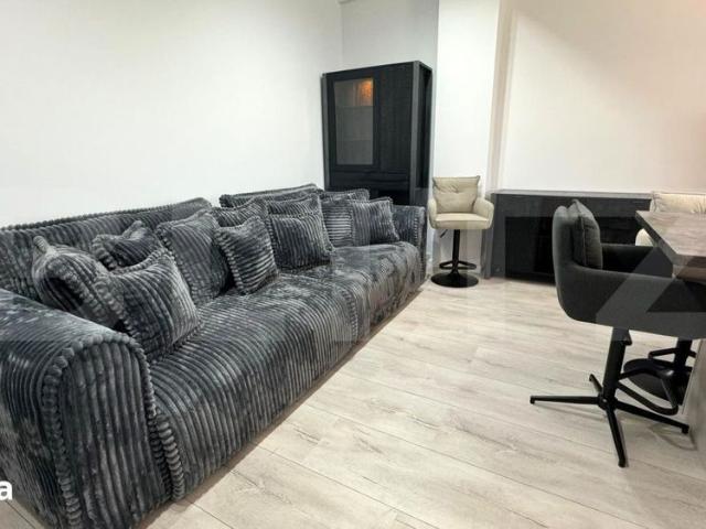 Apartament de inchiriat, cu 3 camere in bloc nou si parcare subterana