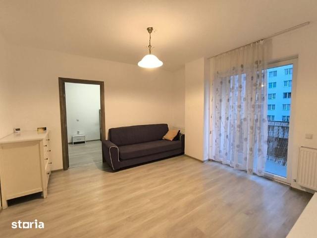 Apartament de inchiriat cu 3 camere si garaj strada Oasului 90