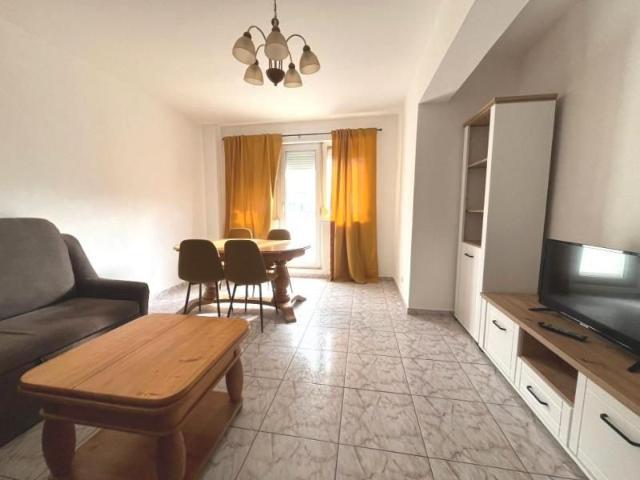 Apartament de inchiriat cu 3 camere si loc de parcare, zona Iosia, Oradea