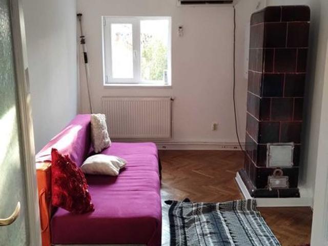 Apartament de inchiriat in vila la Piata Dorobanti etaj propriu birou