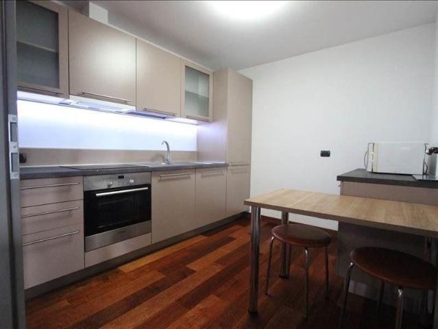 Apartament de inchiriat in zona Piata Unirii