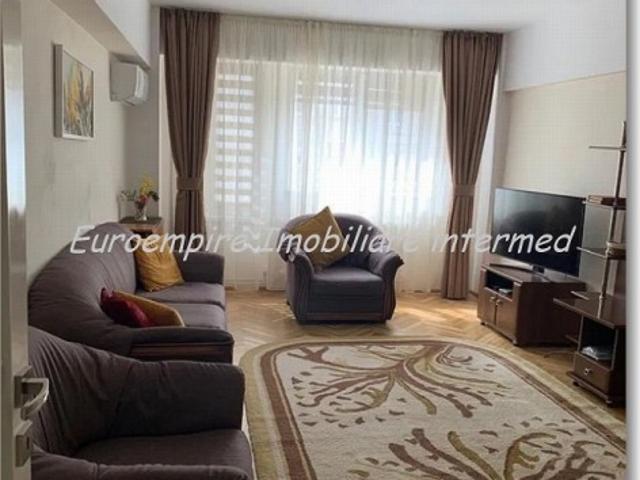 Apartament de inchiriat in Constanta, Centru Soleta 4 camere, 90 mp