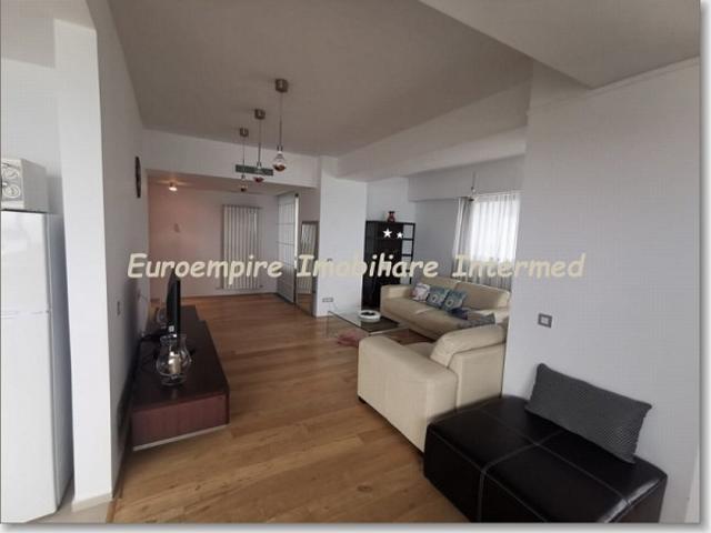 Apartament de inchiriat in Constanta, Faleza Nord 2 camere, 100 mp
