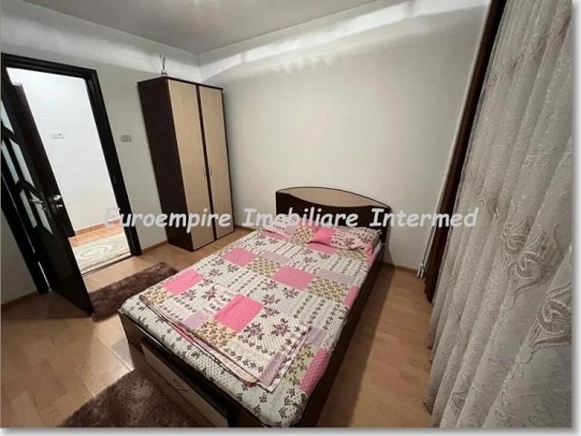 Apartament de inchiriat in Constanta, Tomis Nord 3 camere, 70 mp