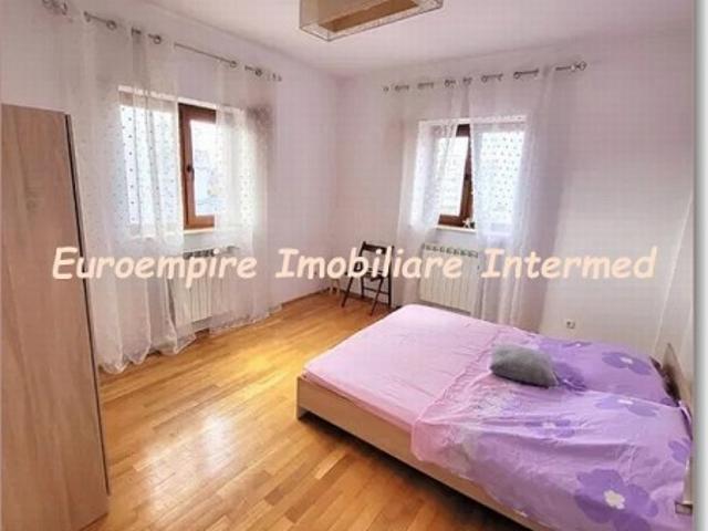 Apartament de inchiriat in Constanta, Trocadero 3 camere, 85 mp