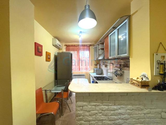 Apartament de inchiriat in Oradea, cu 3 camere, zona Aluminei