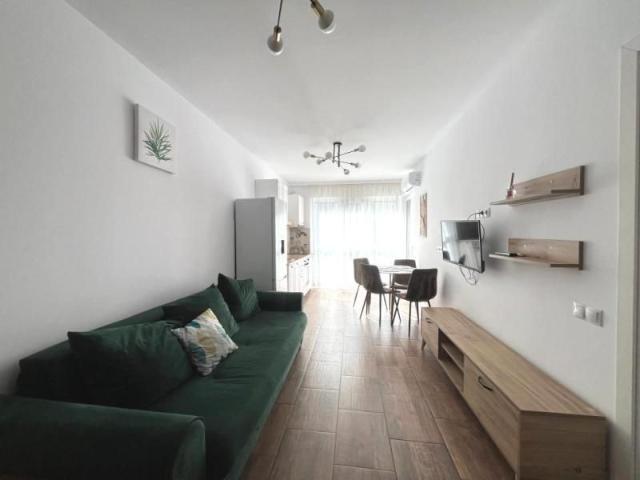 Apartament de inchiriat in Oradea cu 2 camere si loc de parcare in zona Ceyrat
