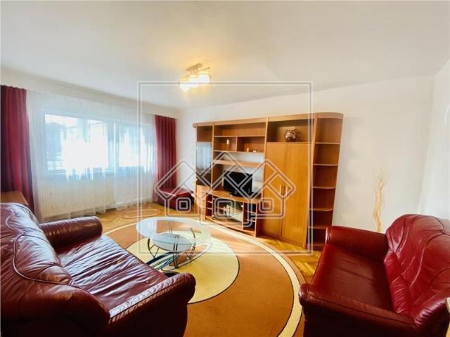 Apartament de inchiriat in Sibiu 4 camere, 2 balcoane zona Strand