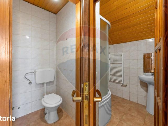 Apartament de închiriat la casă, cu 3 camere – zona Nord Est, Șofronea