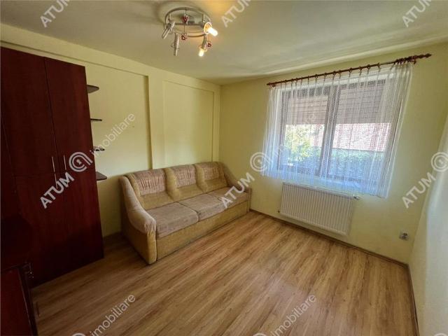 Apartament de inchiriat la casa cu 2 camere situat in Sibiu zona Calea Dumbravii