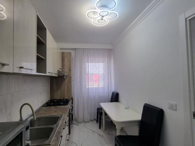 Apartament de inchiriat o camera Bucium