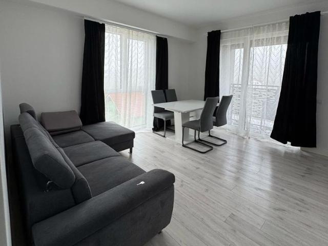 Apartament de închiriat Panormaic
