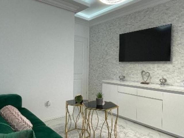Apartament de închiriat pe termen lung