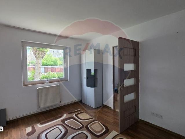 Apartament de închiriat str. Feleac