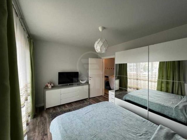 Apartament de Inchiriere 3 camere, APCJ242796FLO