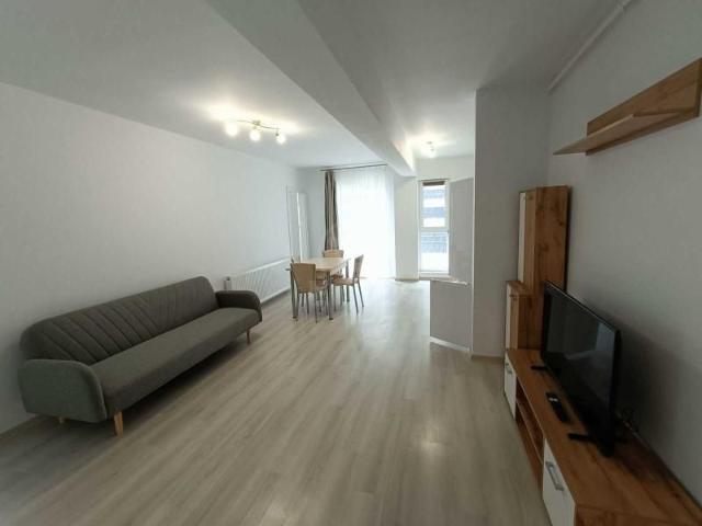 Apartament de Inchiriere 3 camere, APCJ243902FLO