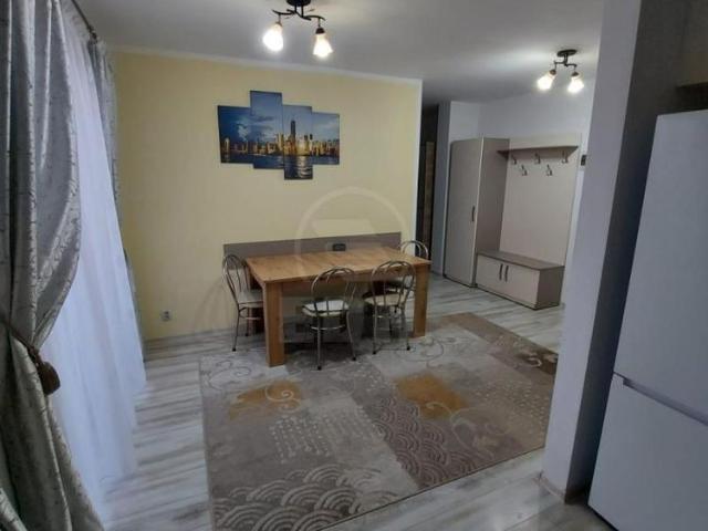 Apartament de Inchiriere 3 camere, APCJ245271FLO