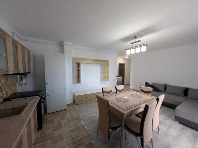 Apartament de Inchiriere 3 camere, APCJ246870FLO