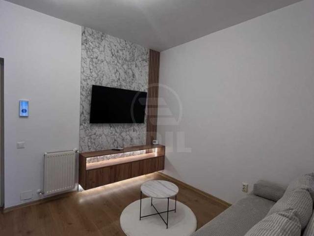Apartament de Închiriere 3 camere, APCJ354691