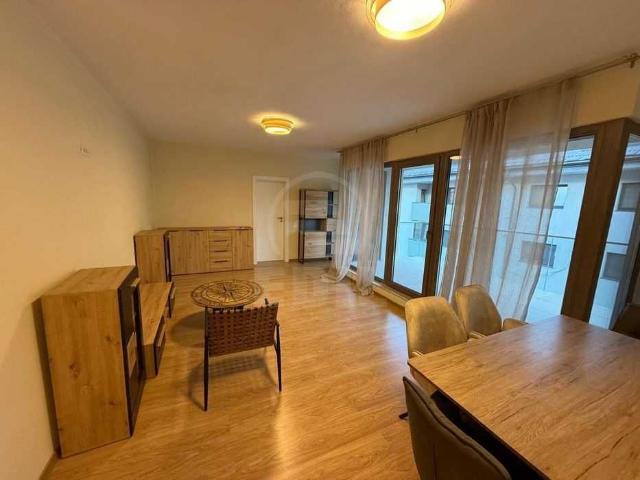 Apartament de Închiriere 3 camere, APCJ355430