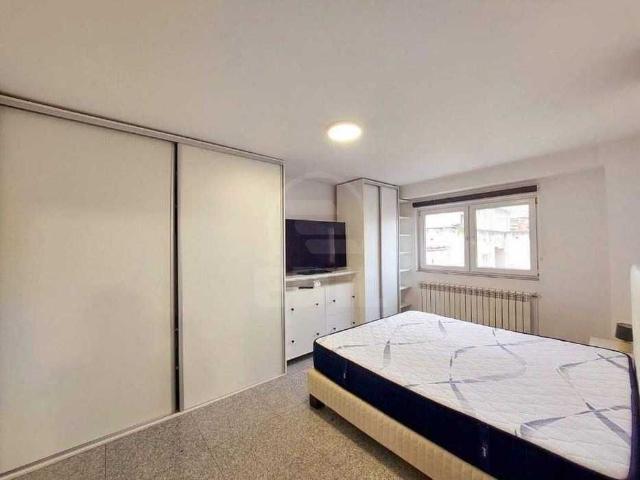 Apartament de Închiriere 3 camere, APCJ355722