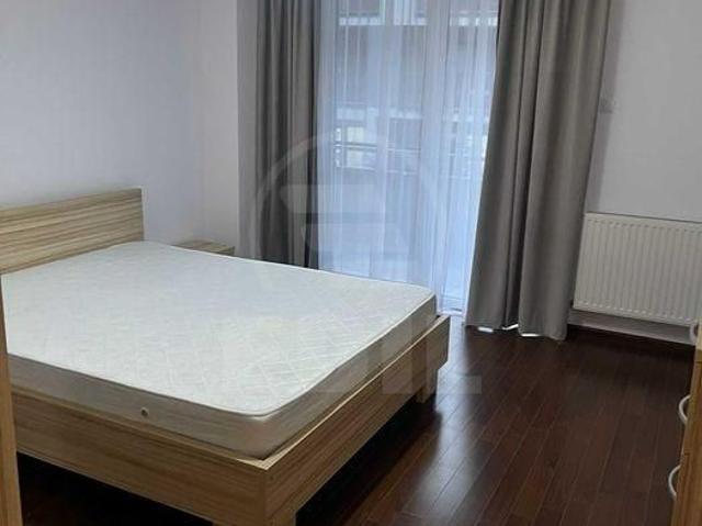 Apartament de Închiriere 3 camere, APCJ357125