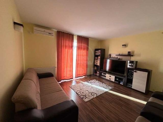 Apartament de Închiriere 3 camere, APCJ358409