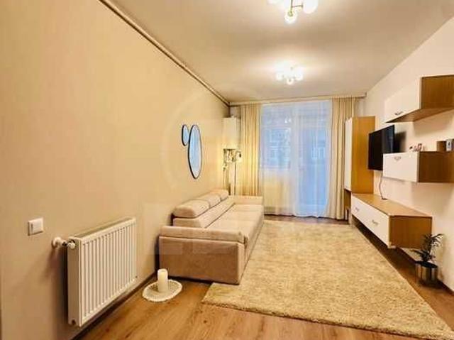 Apartament de Închiriere 3 camere, APCJ358754