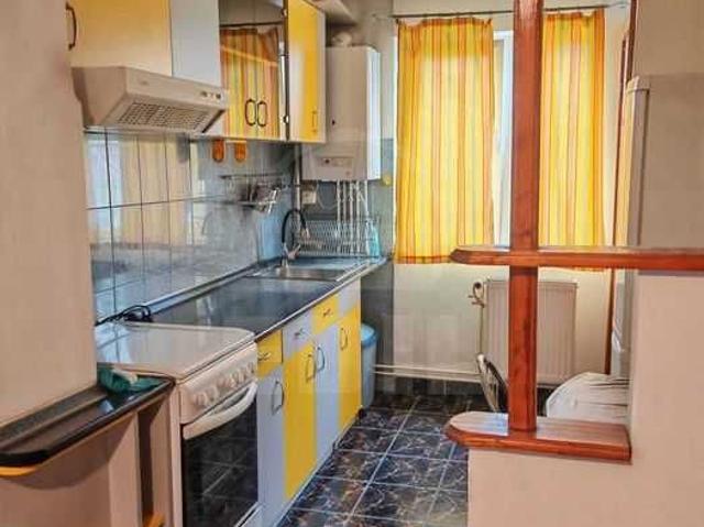 Apartament de Închiriere 3 camere, APCJ359022