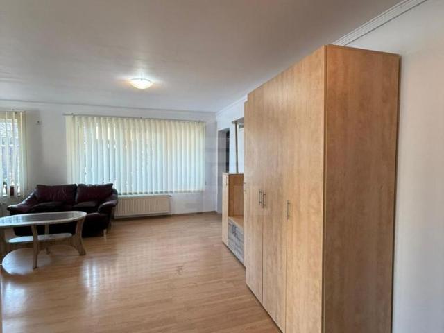 Apartament de Închiriere 3 camere, APCJ359215