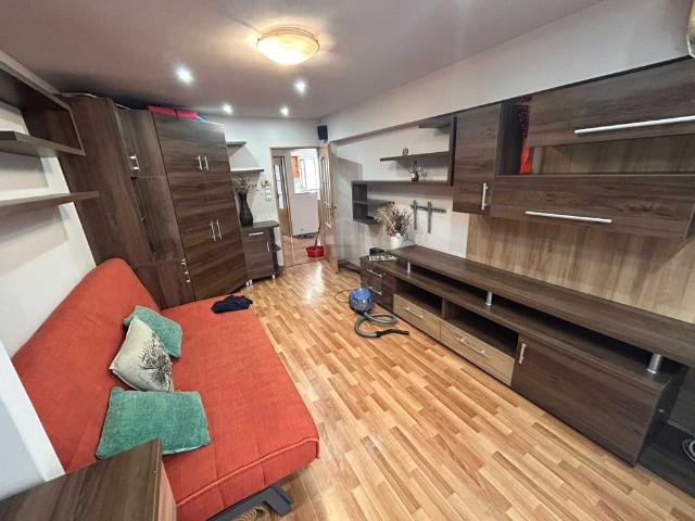 Apartament de Închiriere 3 camere, APCJ359416