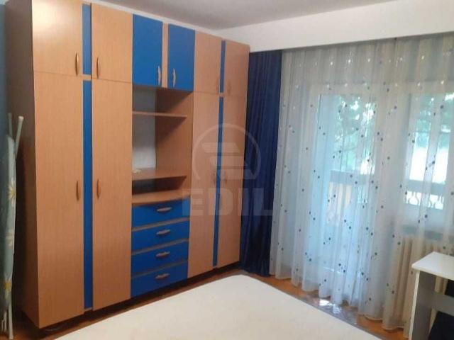 Apartament de Închiriere 3 camere, APCJ337833