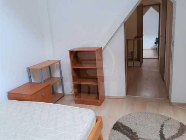 Apartament de Închiriere 4 camere, APCJ297806