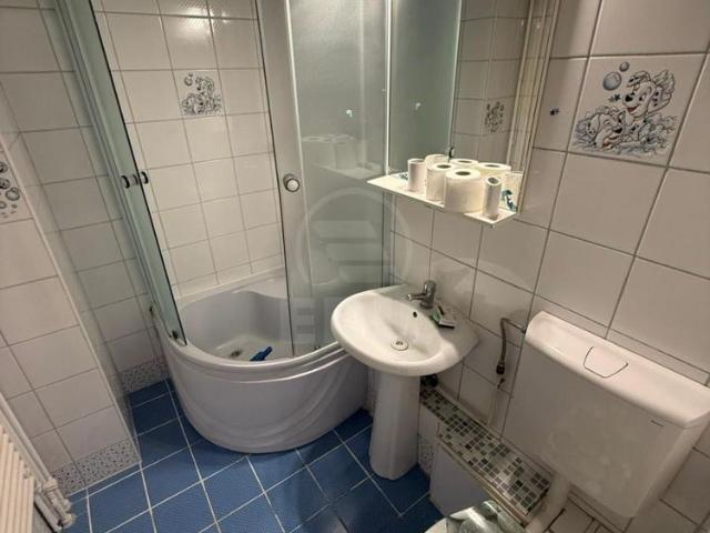 Apartament de Închiriere 4 camere, APCJ356476