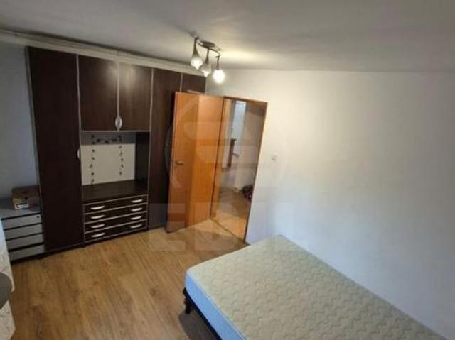 Apartament de Închiriere 4 camere, APCJ358476