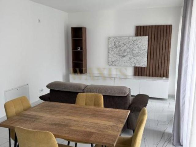 Apartament de Lux,Bulevardul Republicii,etaj 2