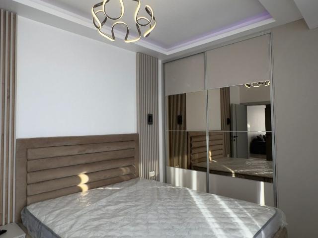 Apartament de lux de închiriat – Faleza Nord | Prima închiriere AXI111